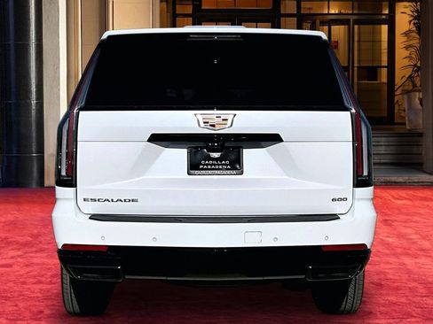 New 2026 Cadillac Escalade Platinum Sport AWD/4WD image 5