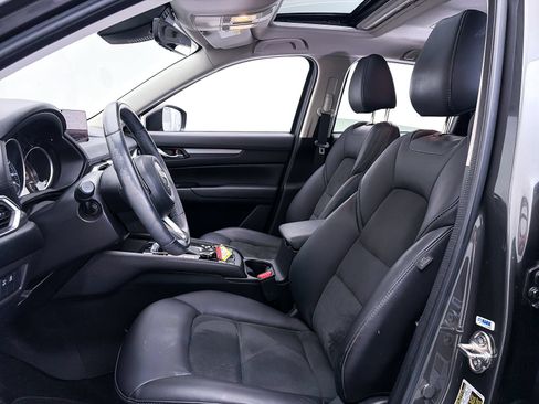 Used 2020 MAZDA CX-5 Touring FWD image 19