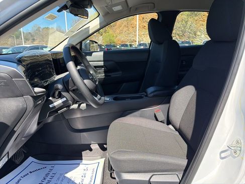 New 2026 Nissan Kicks S w/ Charging Package FWD image 9