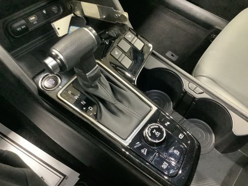 Certified 2023 Kia Sportage X-Line w/ X-Line Premium Package image 17