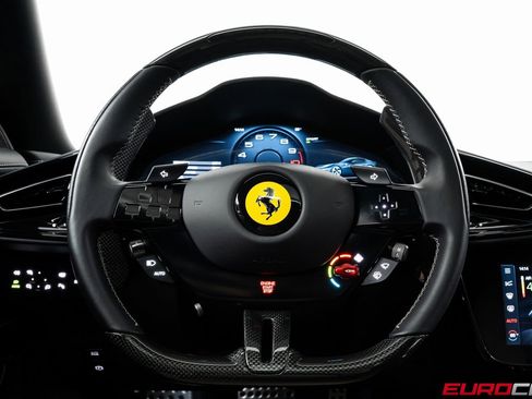 Used 2025 Ferrari 12Cilindri image 29