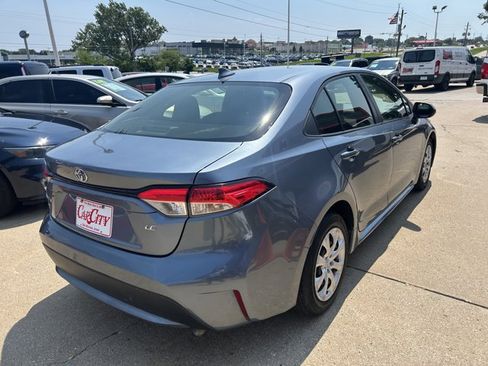 Used 2020 Toyota Corolla LE FWD image 5