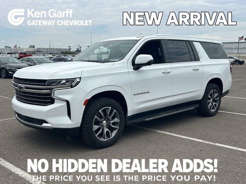 Used 2021 Chevrolet Suburban LT w/ LT Signature Package RWD image 1