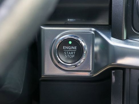 Used 2022 Ford F150 Lariat w/ Equipment Group 502A High image 16