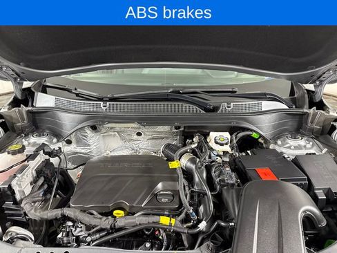 Used 2025 Chevrolet Trax ACTIV image 23