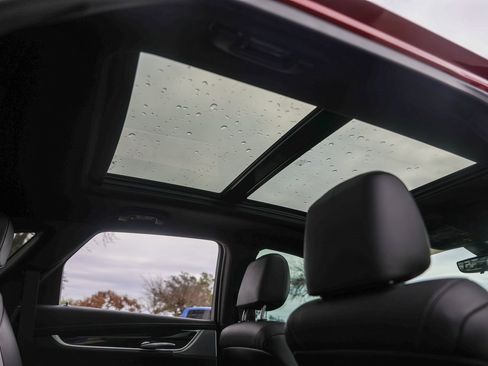 Used 2024 Cadillac XT5 Premium Luxury w/ Technology Package image 33