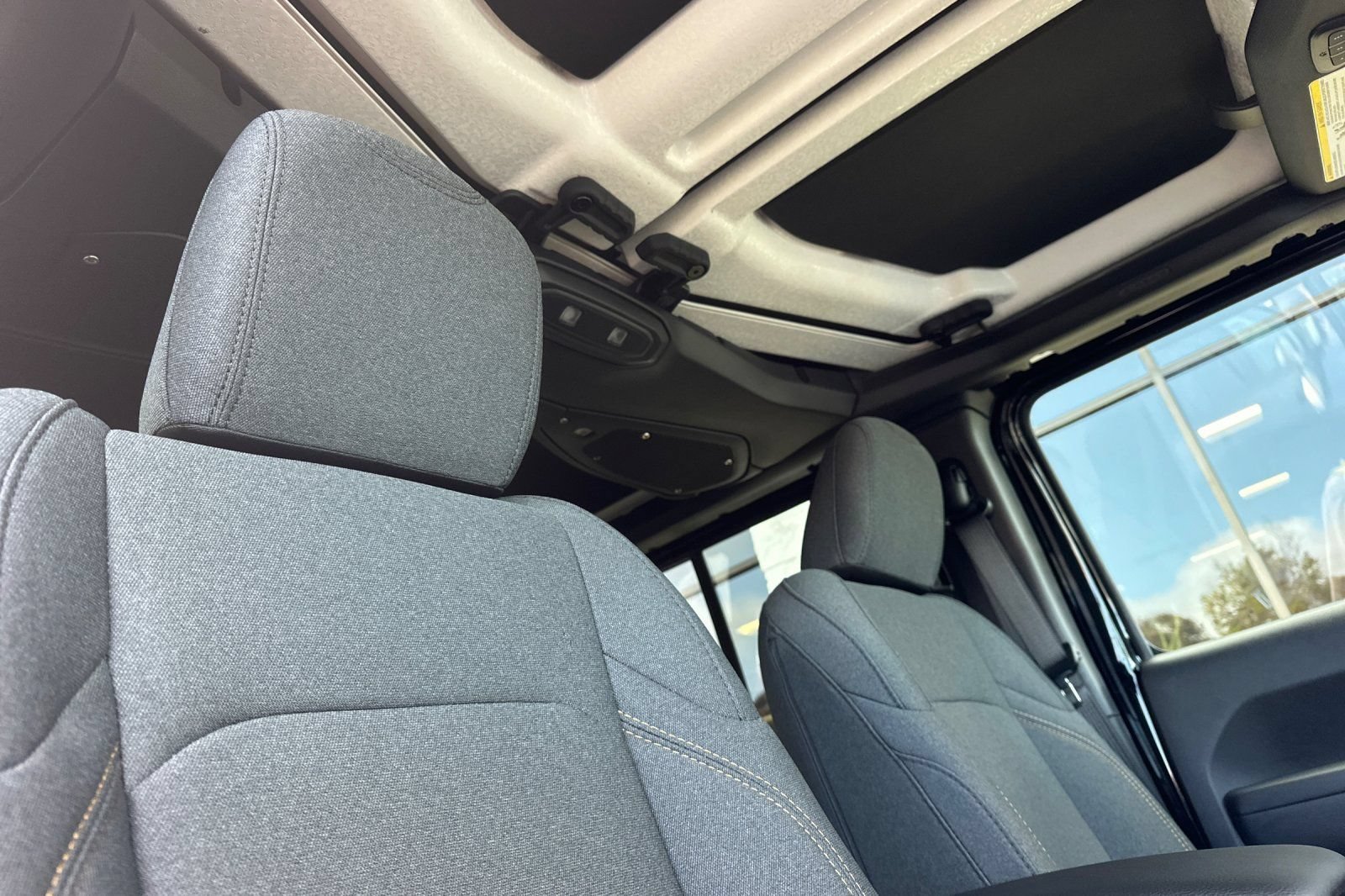 New 2026 Jeep Wrangler Unlimited Sport AWD/4WD image 17