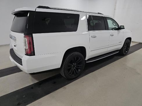 Used 2020 GMC Yukon XL Denali w/ Open Road Package AWD/4WD image 4