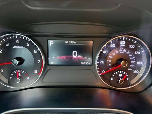 Used 2024 Kia Forte LXS w/ LXS Technology Package FWD image 13