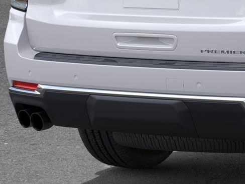 New 2025 Chevrolet Suburban Premier image 49