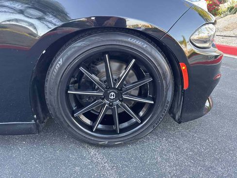 Used 2020 Dodge Charger R/T image 35