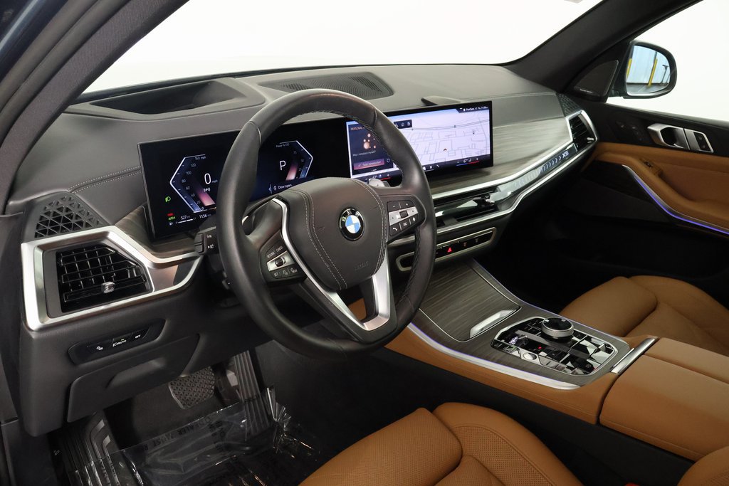 Certified 2026 BMW X5 sDrive40i w/ Executive Package RWD image 7