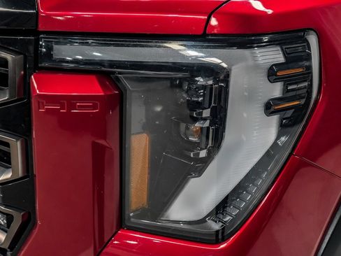Used 2025 GMC Sierra 2500 AT4X AWD/4WD image 43