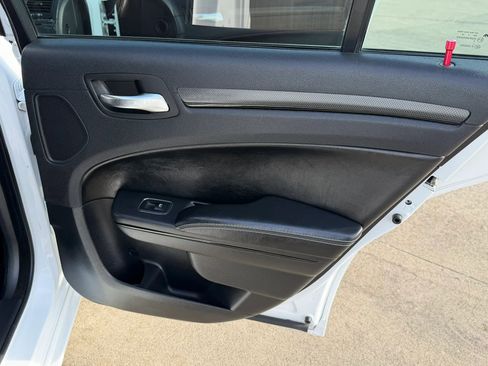 Used 2013 Chrysler 300 S RWD image 50