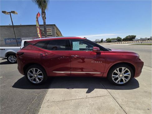 Used 2019 Chevrolet Blazer Premier w/ Sun and Wheels Package FWD image 4