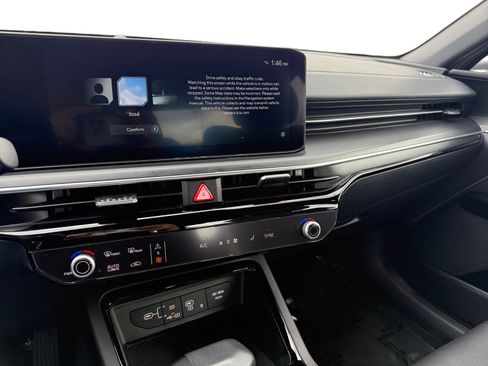 Used 2025 Kia K5 GT-Line w/ GT-Line Premium Package FWD image 12
