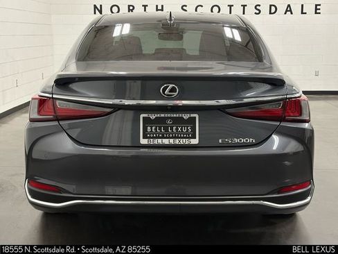 Used 2025 Lexus ES 300h w/ Premium Package FWD image 5