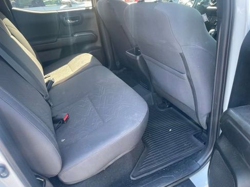 Used 2017 Toyota Tacoma TRD Sport w/ Tow Package RWD image 34
