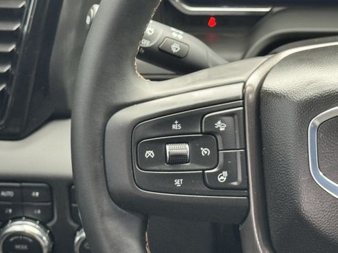 Used 2025 GMC Sierra 2500 AT4 AWD/4WD image 13