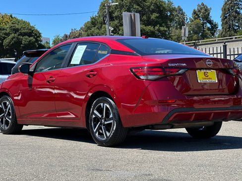 Used 2024 Nissan Sentra SV FWD image 7
