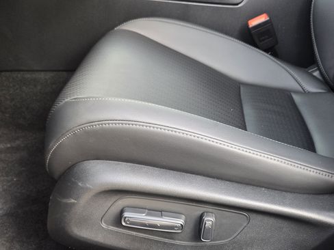 Used 2024 Honda Civic Touring image 25