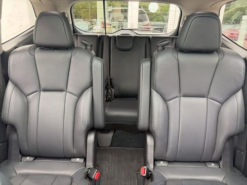 Used 2021 Subaru Ascent Limited w/ Technology Package AWD/4WD image 25