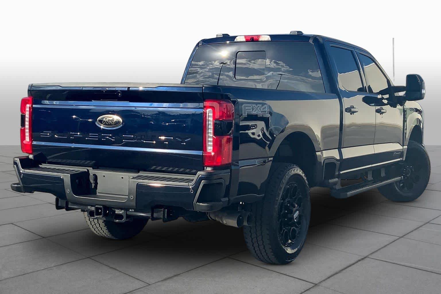 Certified 2025 Ford F250 Lariat w/ Lariat Ultimate Package AWD/4WD image 12