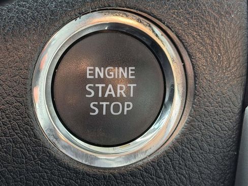 Used 2022 Toyota 4Runner SR5 Premium w/ Moonroof Package image 8