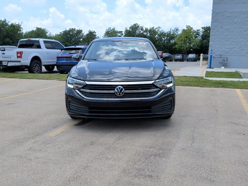 Used 2023 Volkswagen Jetta S FWD image 3