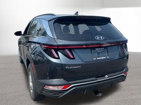 Used 2023 Hyundai Tucson SEL AWD/4WD image 2