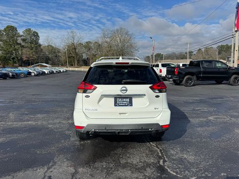 Used 2019 Nissan Rogue SV image 7