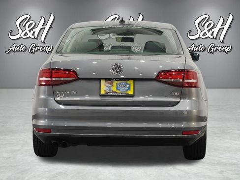 Used 2017 Volkswagen Jetta SE FWD image 58