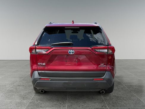 Used 2019 Toyota RAV4 LE AWD/4WD image 5