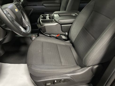 Used 2023 Chevrolet Silverado 1500 LT image 11