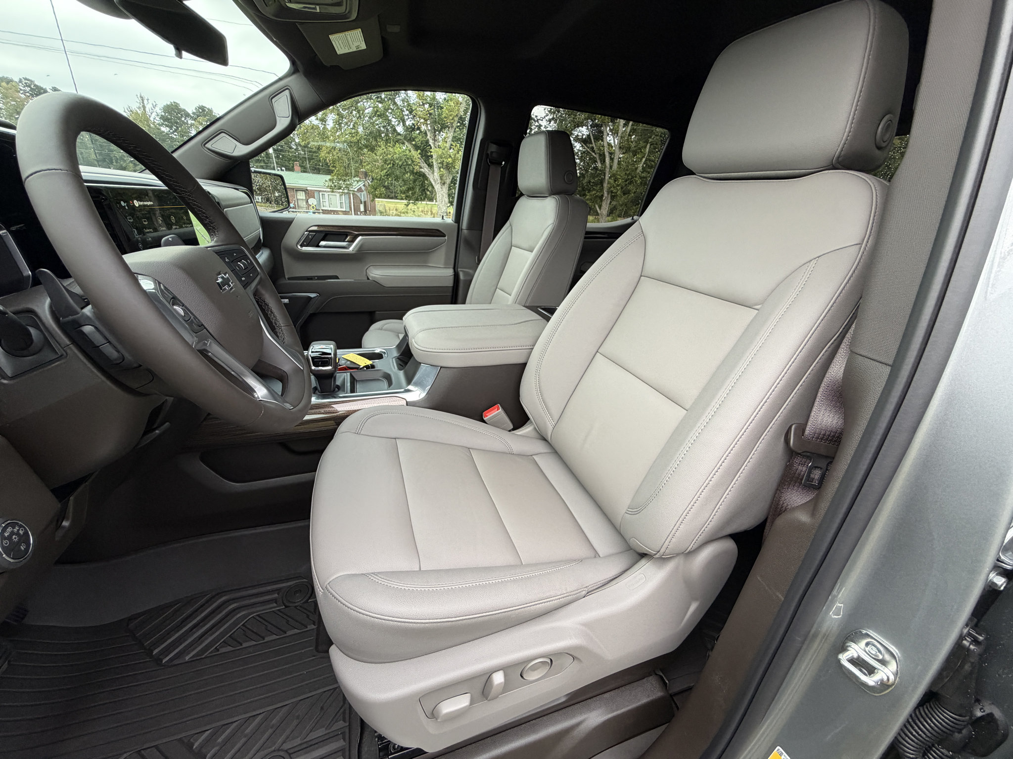 New 2026 Chevrolet Silverado 1500 RST w/ RST All Star Premium Package AWD/4WD image 13