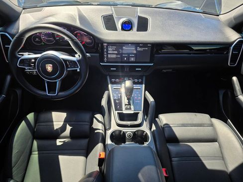 Used 2019 Porsche Cayenne AWD/4WD image 17