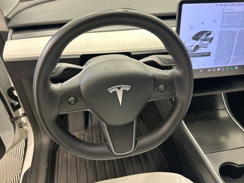 Used 2020 Tesla Model Y Performance AWD/4WD image 17