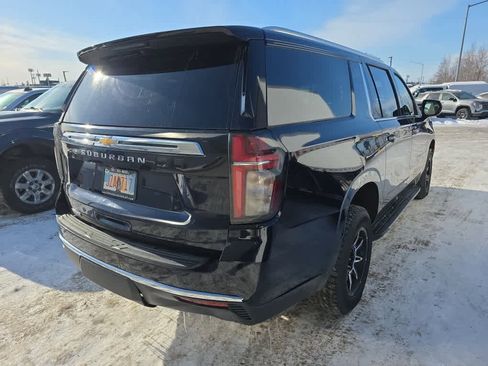 Used 2024 Chevrolet Suburban LS w/ Driver Alert Package image 4