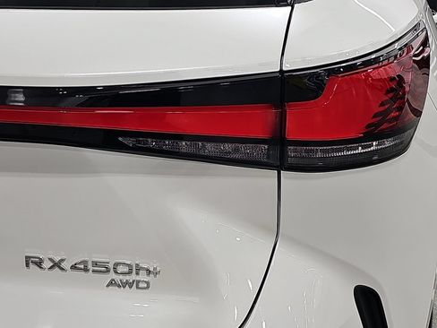 New 2026 Lexus RX 450h AWD image 32