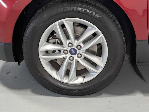 Used 2016 Ford Edge SEL w/ Equipment Group 201A AWD/4WD image 3
