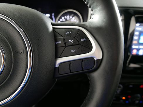 Used 2019 Jeep Compass Latitude AWD/4WD image 28