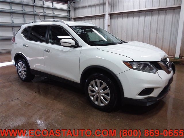 Used 2016 Nissan Rogue S w/ Appearance Package AWD/4WD image 4