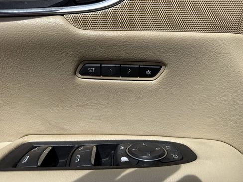 Used 2019 Cadillac XT5 Luxury image 21