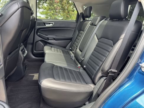 Used 2020 Ford Edge SEL w/ Convenience Package AWD/4WD image 19