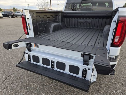 New 2026 GMC Sierra 1500 Denali image 9