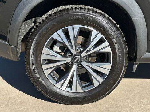 Used 2023 Nissan Rogue SV AWD/4WD image 30