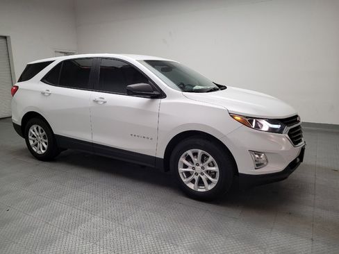 Used 2018 Chevrolet Equinox LS image 11
