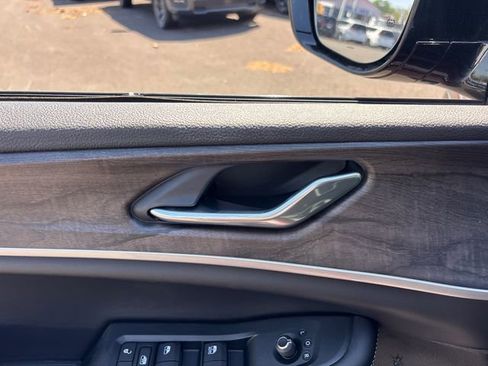 New 2026 Jeep Grand Cherokee Altitude AWD/4WD image 14