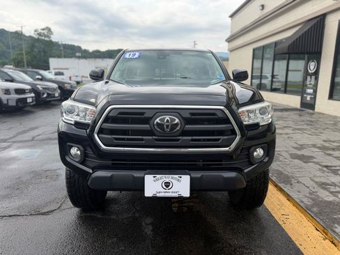 Used 2019 Toyota Tacoma SR5 AWD/4WD image 7