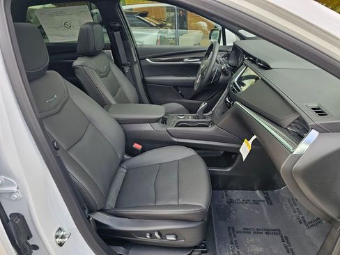 New 2026 Cadillac XT5 Sportv AWD/4WD image 11